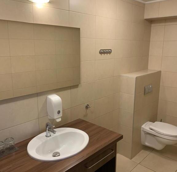 Nimród Hotel és ètterem