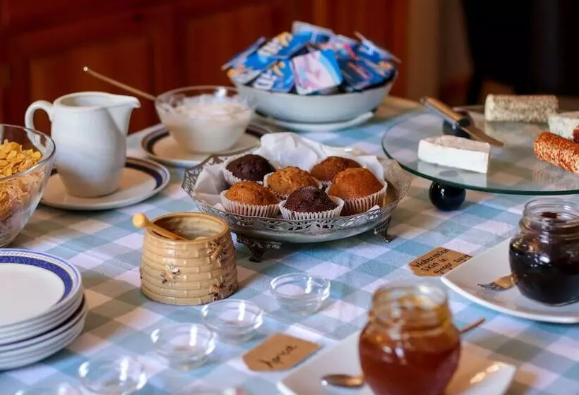 بنسيون A Tuscan Villa Guest House