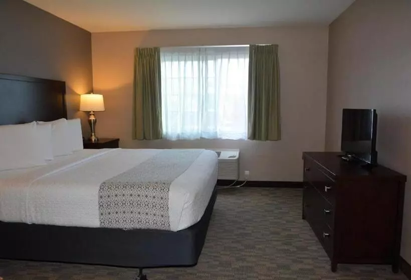 פנסיון Fairbridge Inn & Suites Dupont