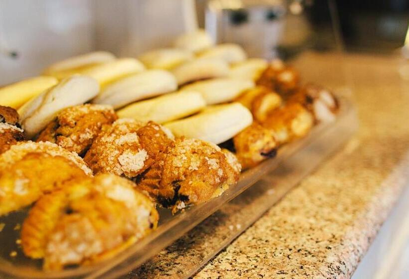 膳宿费 Fairbridge Inn & Suites Dupont