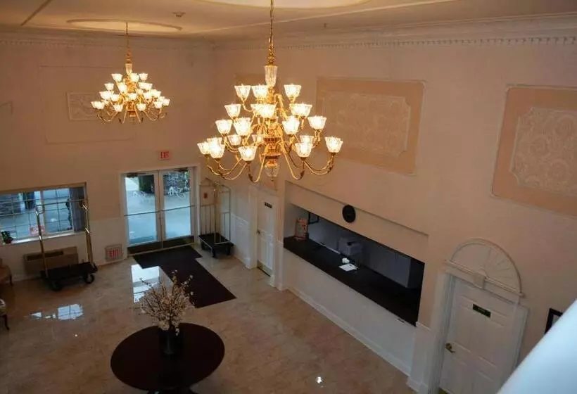 פנסיון Fairbridge Inn & Suites Dupont