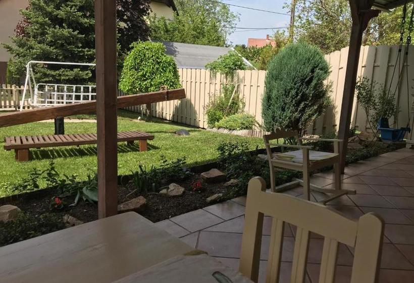 بنسيون Kis Szárcsa Vendégház