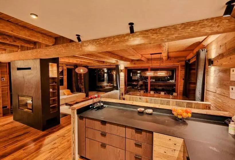 Chalet Dakota, Pied Des Pistes, 15 Pers, La Plagne