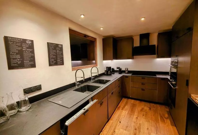 Chalet Dakota, Pied Des Pistes, 15 Pers, La Plagne