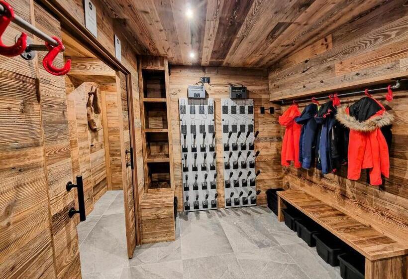 Chalet Dakota, Pied Des Pistes, 15 Pers, La Plagne