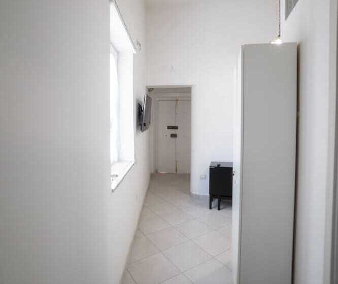 Elisa Dependance Centro