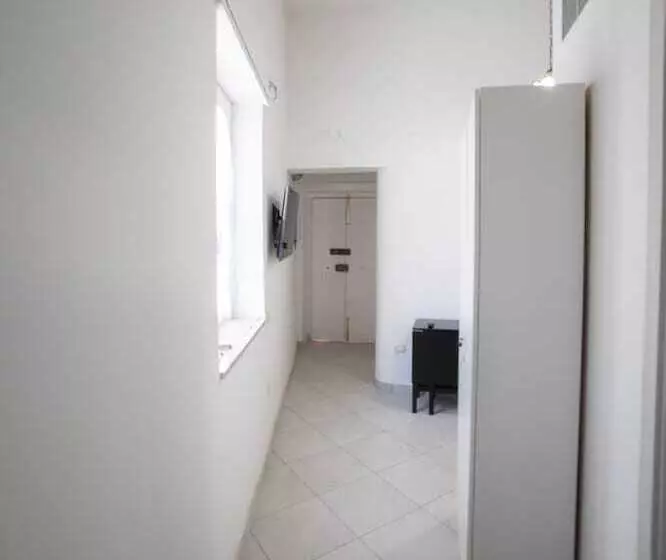 Elisa Dependance Centro