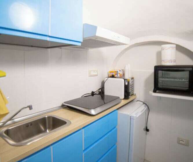 Elisa Dependance Centro