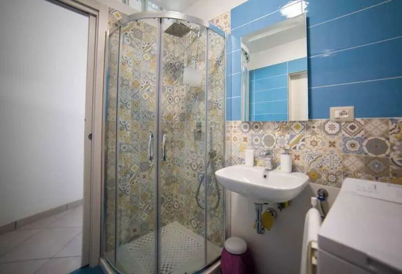 Elisa Dependance Centro