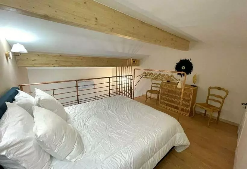 Meublé De Tourisme 4 étoiles Logis Riquet Proche De Carcassonne