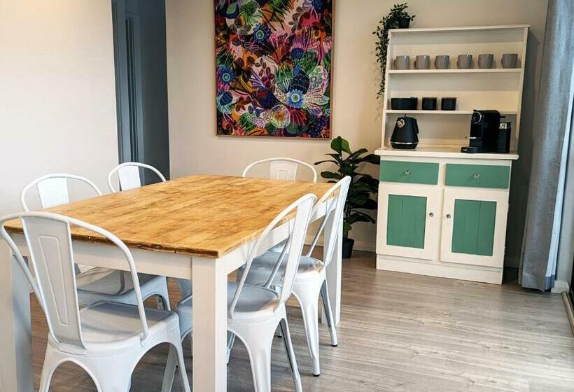 Relaxing Home Close To Nature