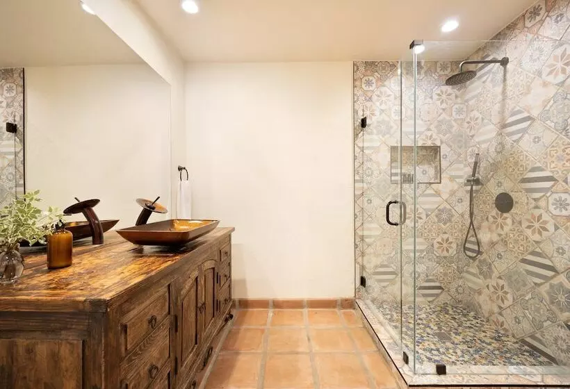 Starlight Estate By Avantstay 26 People Architectual Mansion W Pool Tennis Court Game Room