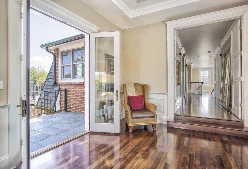 Broadmoor Luxury Mansion 5 Star Experience Theater Cheyenne Mountain Views