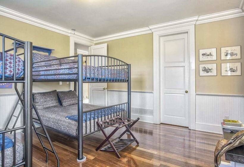 Broadmoor Luxury Mansion 5 Star Experience Theater Cheyenne Mountain Views