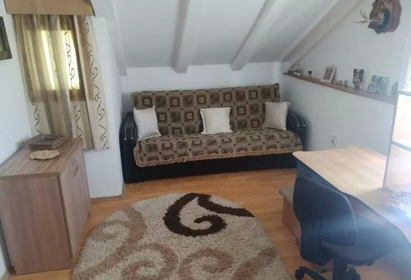 Casa Cristian