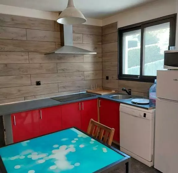 Chalet Fleuve Avec Parking Barbecue