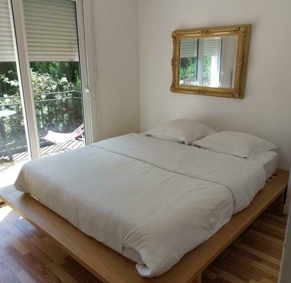 Chalet Fleuve Avec Parking Barbecue