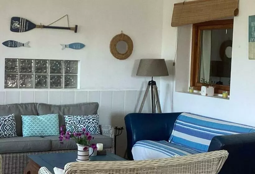 Cosy Apartment With Swimming Pool And Spacious Private Terrace