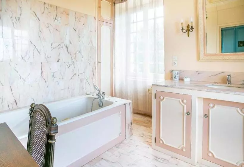 La Cour D Audouville