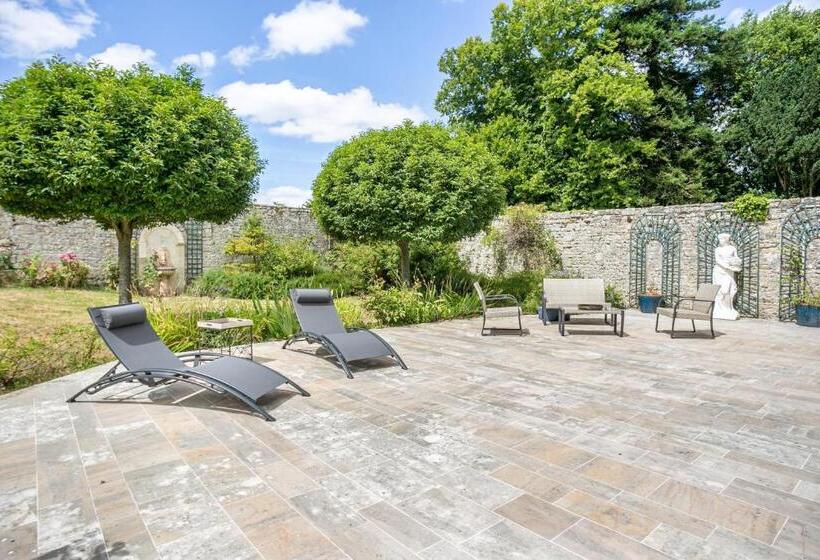 La Cour D Audouville