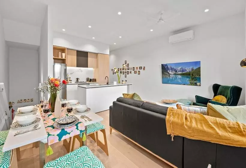 Staycentral   Boulevard Gardens