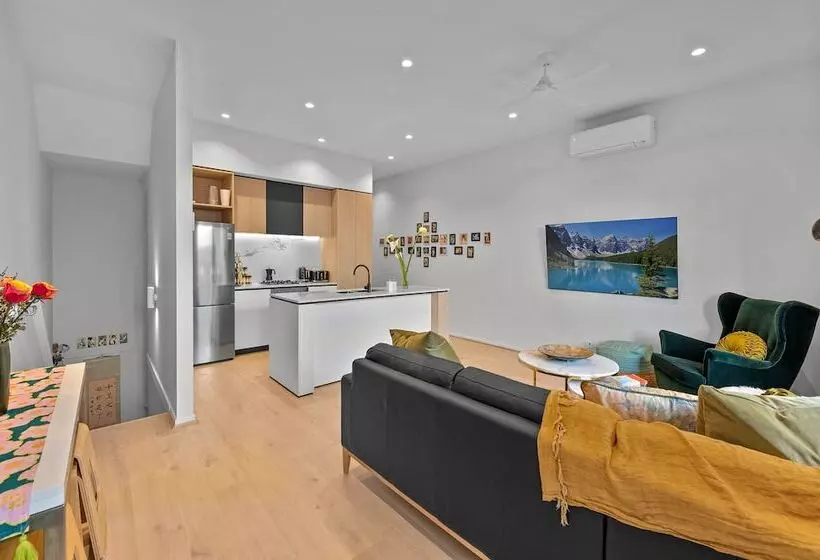 Staycentral   Boulevard Gardens