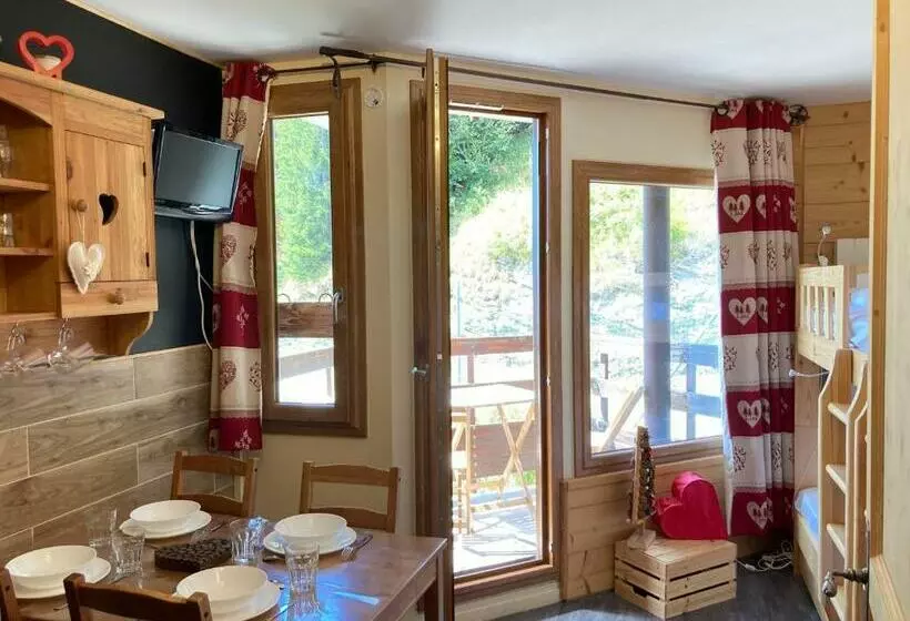 Studio Rénové 16m2, Pied Des Pistes à Morzine, Idéal Famille, Bien équipé, Wifi Fibre, Non Fumeur