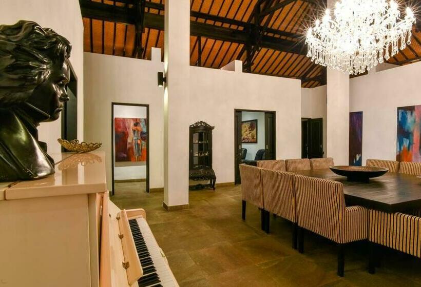 Villa Lovina Residence