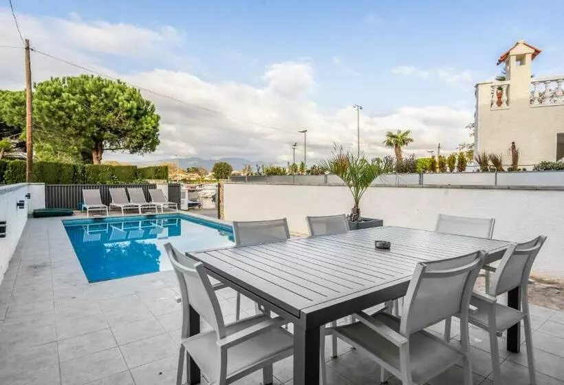 Welcs Villa 021 Emp Caza Con Piscina Privada