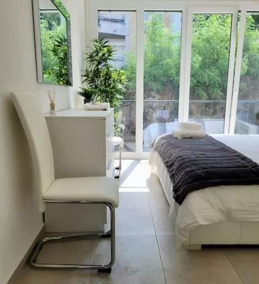 Apartment Palma   Central & Cozy With Free Private Parking