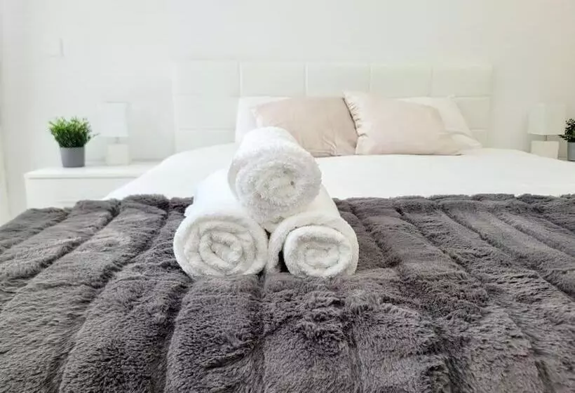 Apartment Palma   Central & Cozy With Free Private Parking
