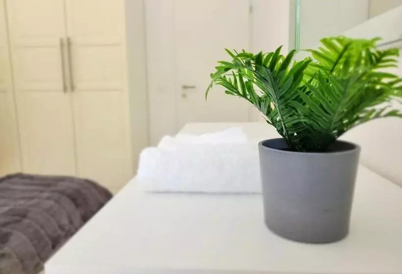Apartment Palma   Central & Cozy With Free Private Parking