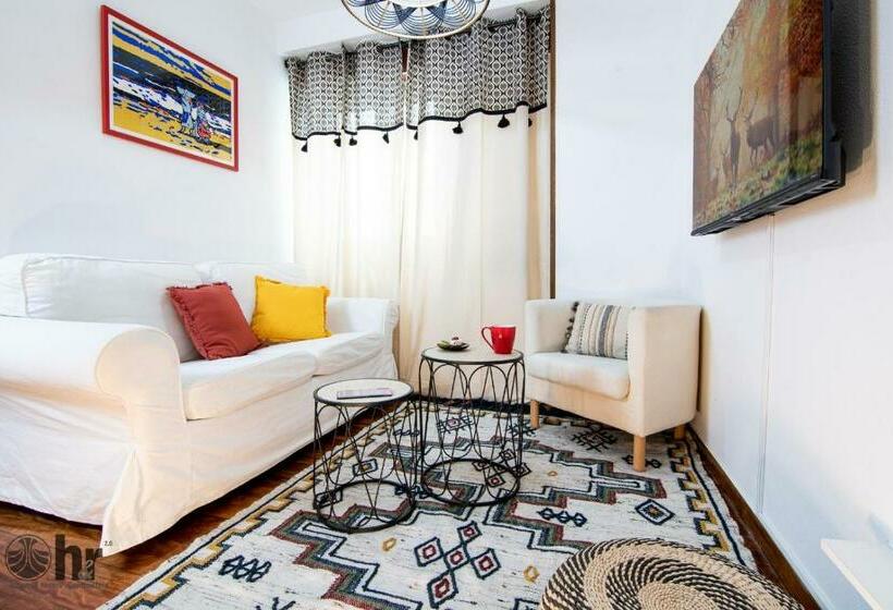Entire Apartament 1 Minute From The Historical Center