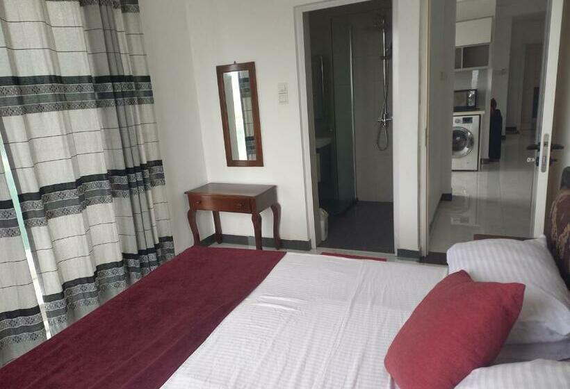 Ivy Apartment  Lotus