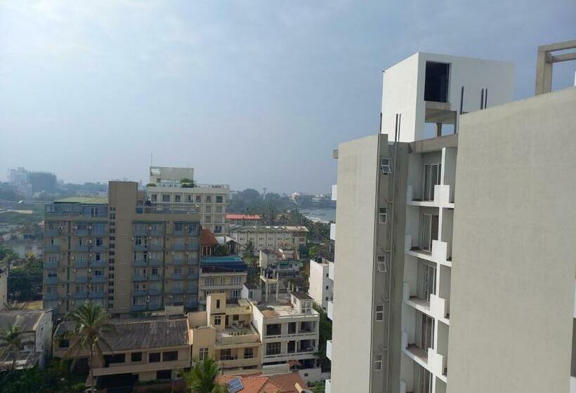 Ivy Apartment  Lotus