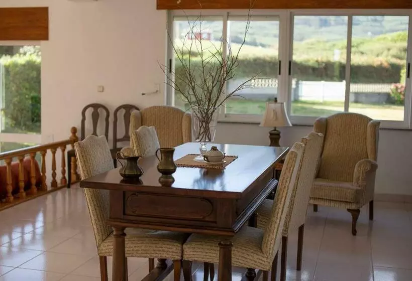 Chalet Cerrado De Moledo, Primera Linea De Playa
