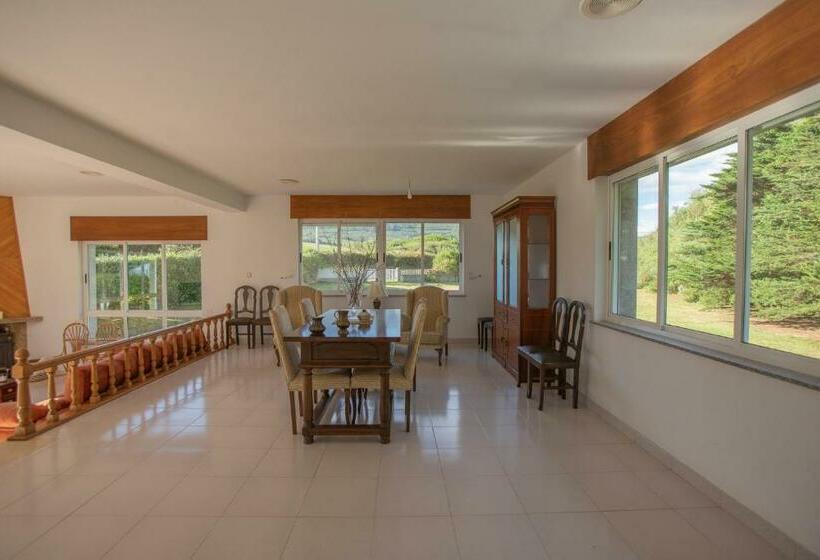 Chalet Cerrado De Moledo, Primera Linea De Playa