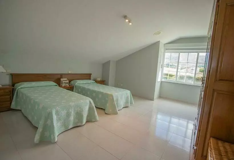 Chalet Cerrado De Moledo, Primera Linea De Playa