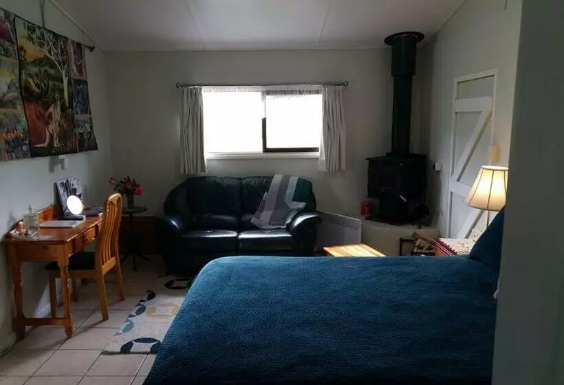 Handsome Hills Dairy Retreat