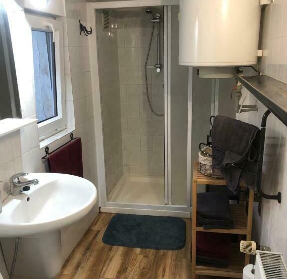 Rodinný Domek V Centru Plané Nad Luž. Jižní čechy