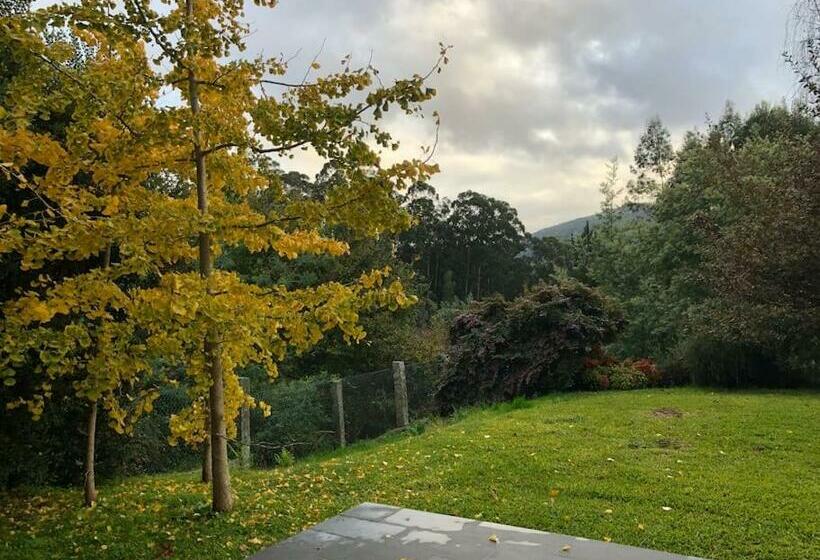 Bonita Casa De Diseño En Gondomar