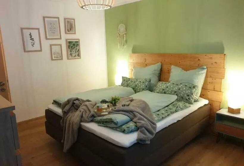 Fewo Frühling In Der Villa Waldrand Mit Großem Garten