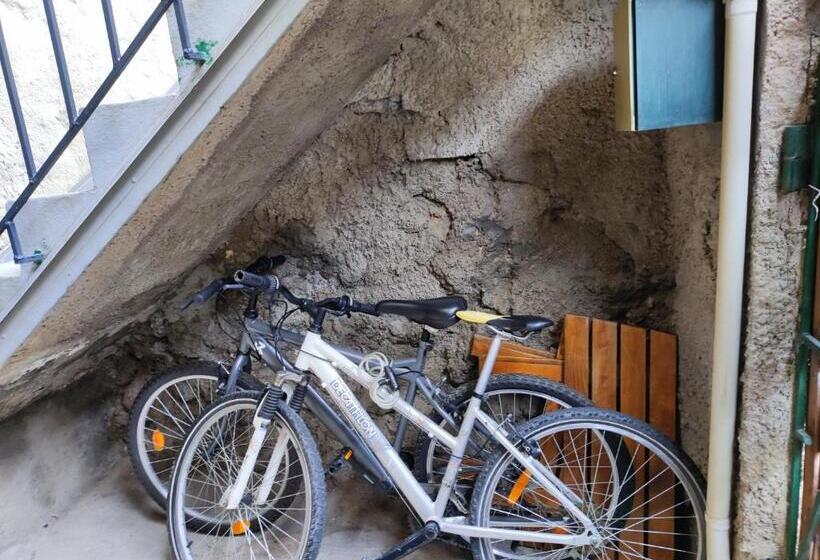 L Ostra De L Impasse