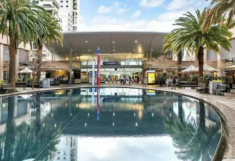 The Apartment Service Fw206