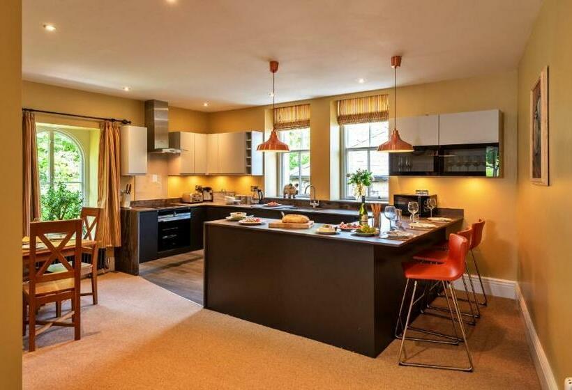 Finest Retreats   The Old Post Office Apartment 3