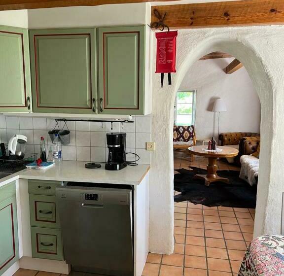 Gotländskt Kalkstenshus