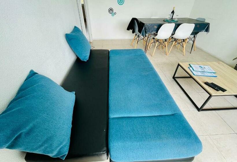 Luminous Apartment With Parking Near The City Center