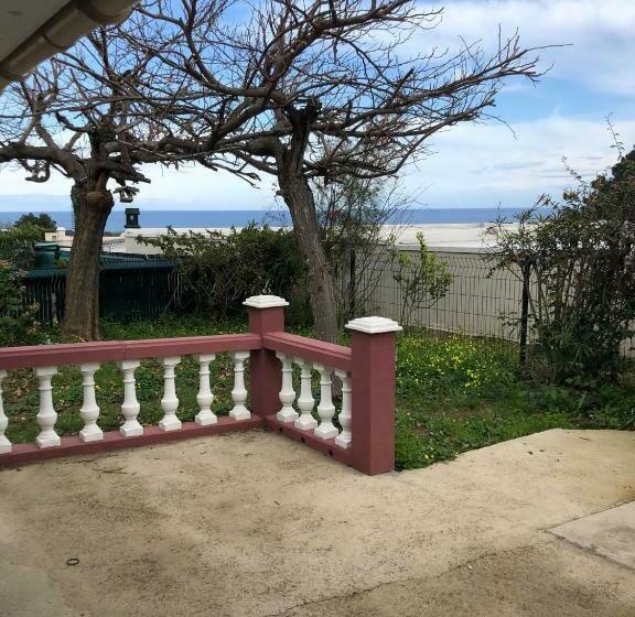 Maison Au Calme Avec Terrain Et Vue Sur La Mer