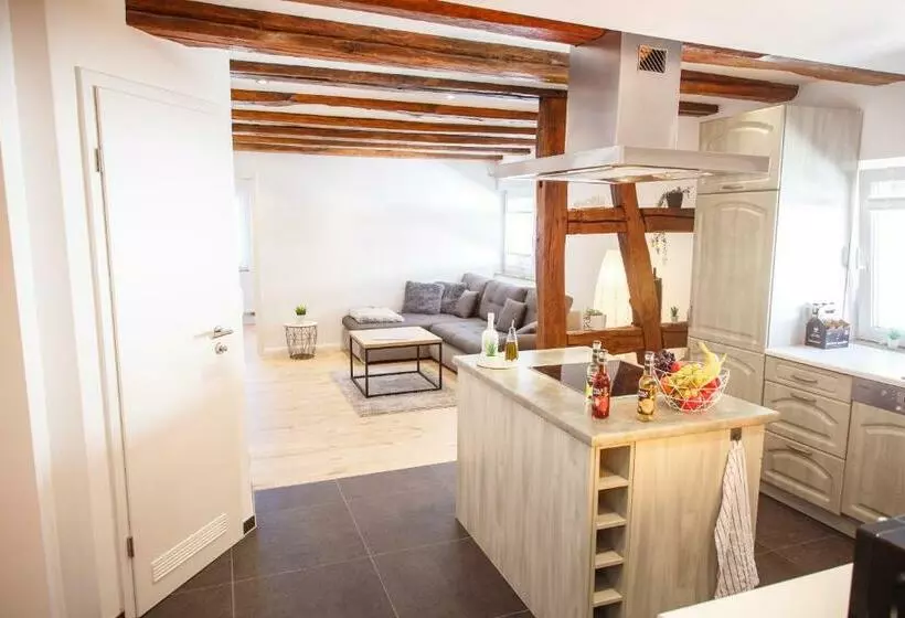 Winetime   Modern   Für 6   Boxspringbetten   Netflix