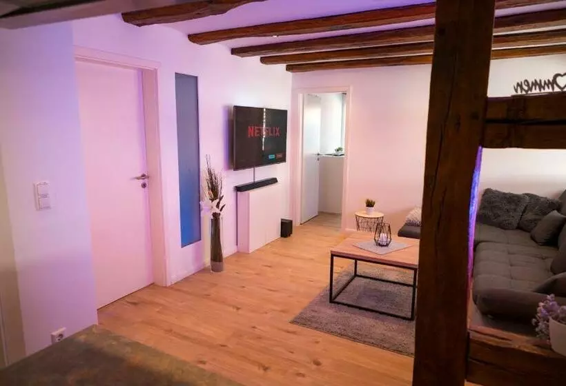 Winetime   Modern   Für 6   Boxspringbetten   Netflix